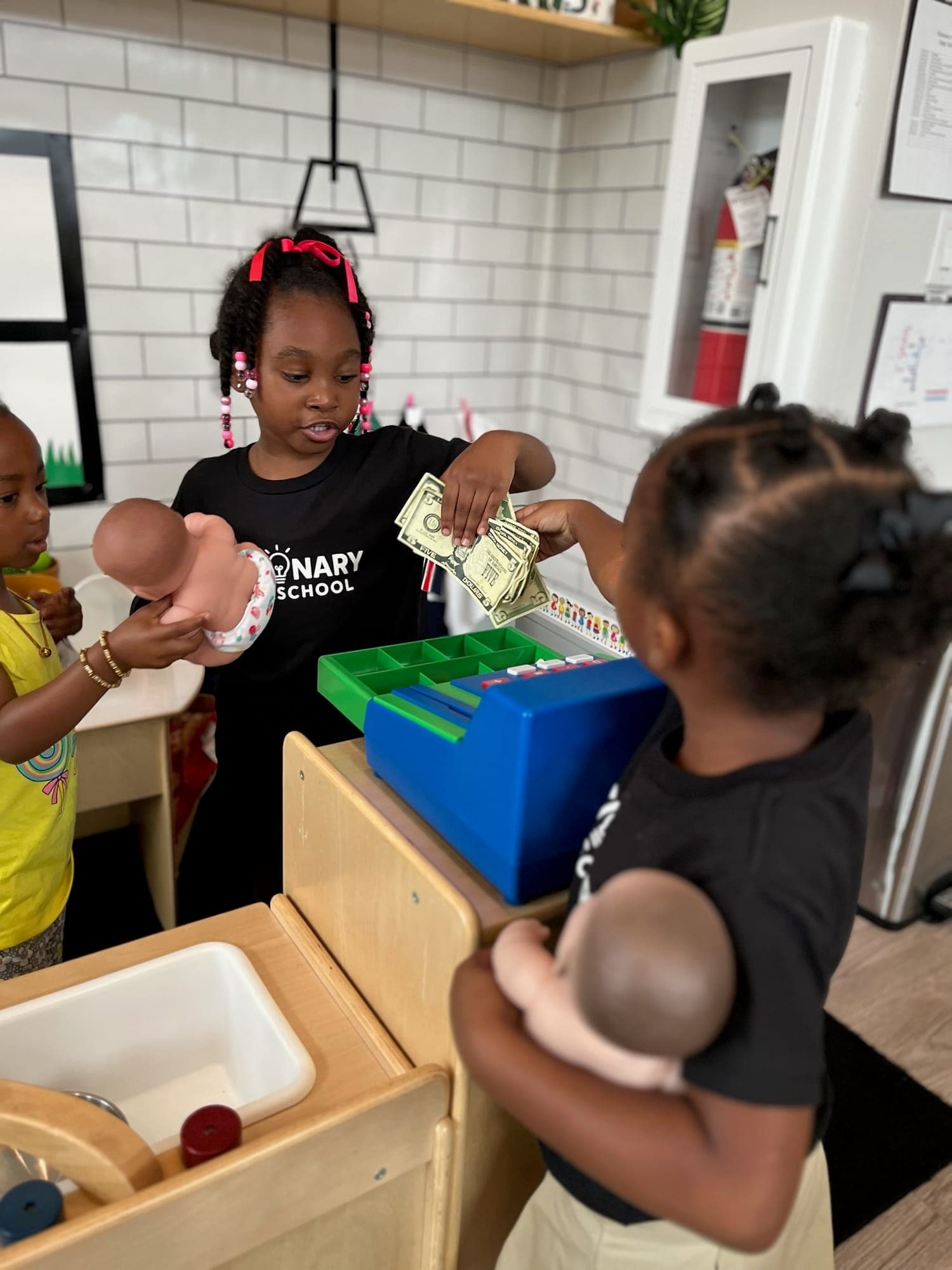 Children benefiting from attentive classroom experiences